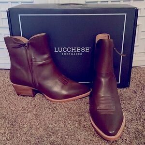 Like new Lucchese Alexis Chocolate Leather Bootie. Size 9